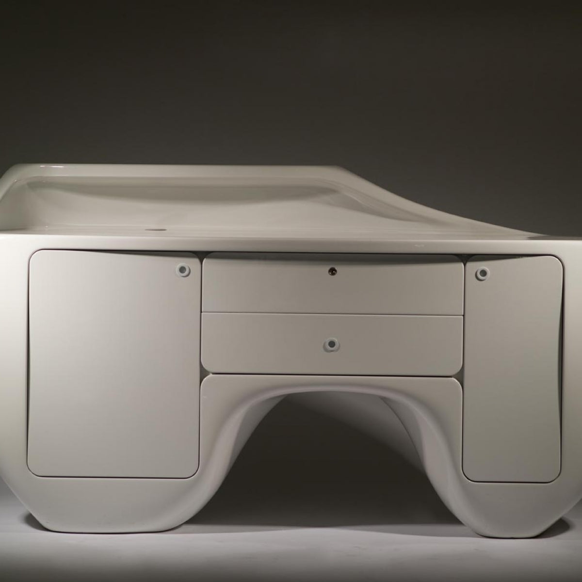 Fat Beauty Reception Desk by Gamma & Bross Spa - GNB-GAVA076CA