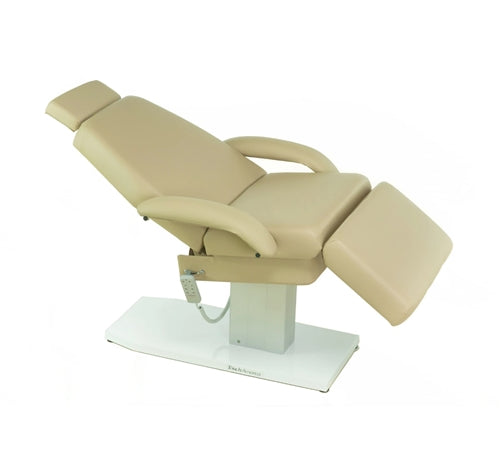 TouchAmerica Empress Chair