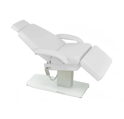 TouchAmerica Empress Chair