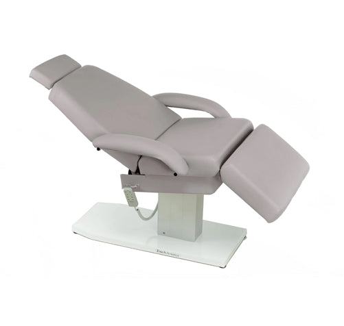 TouchAmerica Empress Chair