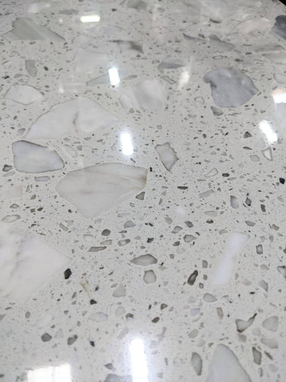 Elegant AYC Avon I double nail technician table for manicure services